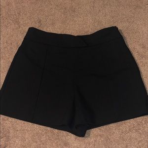 💥SOLD💥 ZARA | black shorts